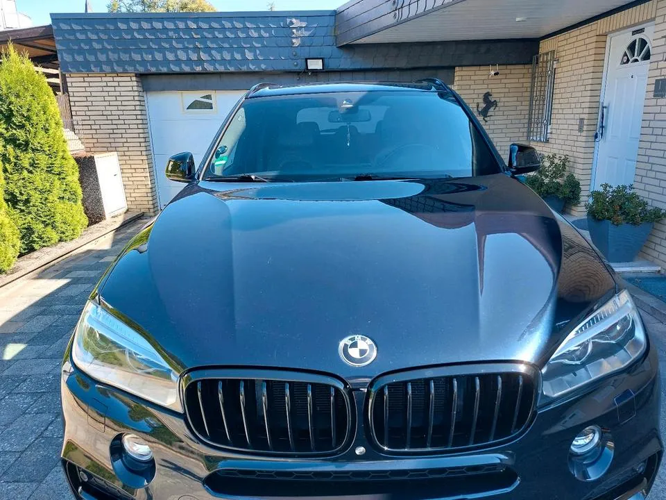 BMW X5 M50D