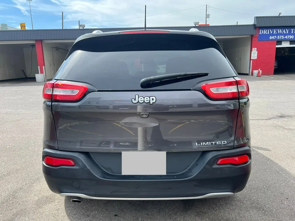 Jeep Cherokee 2015 photo 4
