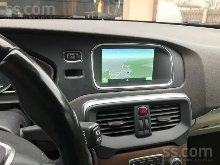 Volvo V40 2014 photo 5