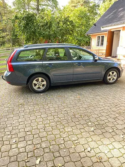 Volvo V50 2008 photo 2