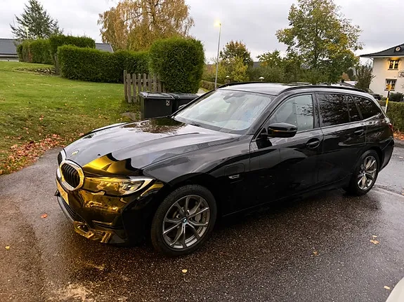 BMW 330E