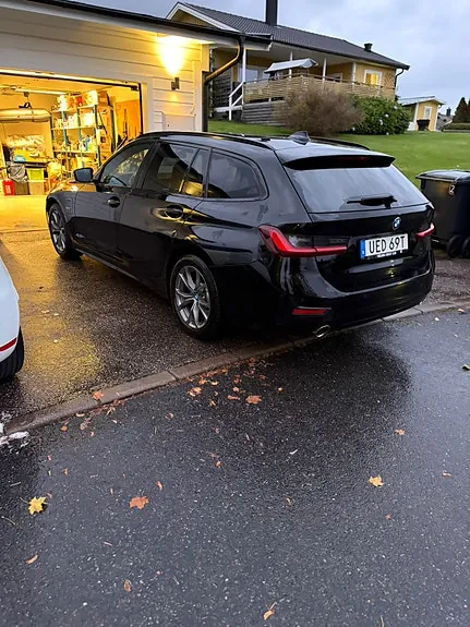 BMW 330E 2022 photo 4