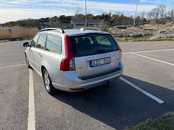 Volvo V50 2011 photo 4