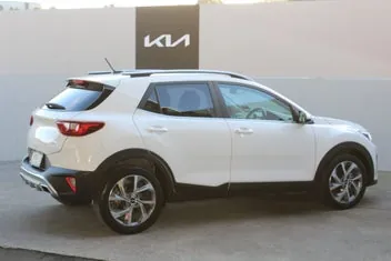 Kia Stonic 2024 photo 3