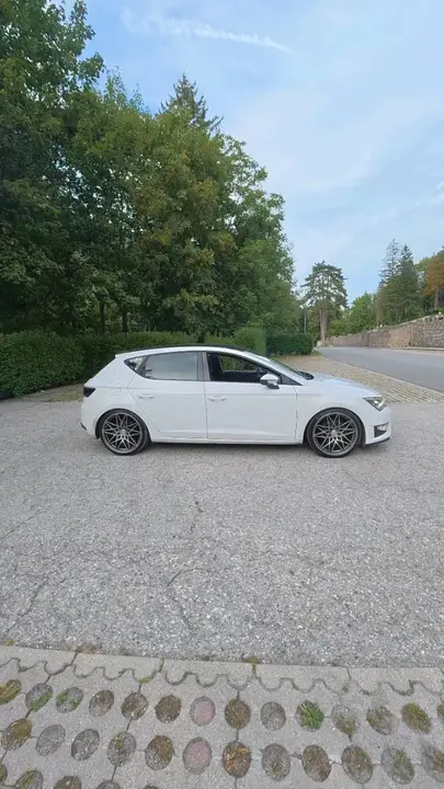 Seat Leon 2013 photo 3