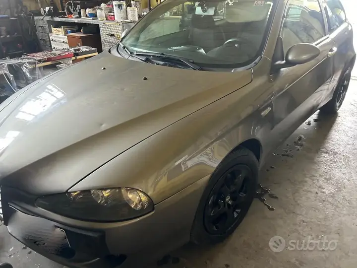 Alfa Romeo 147