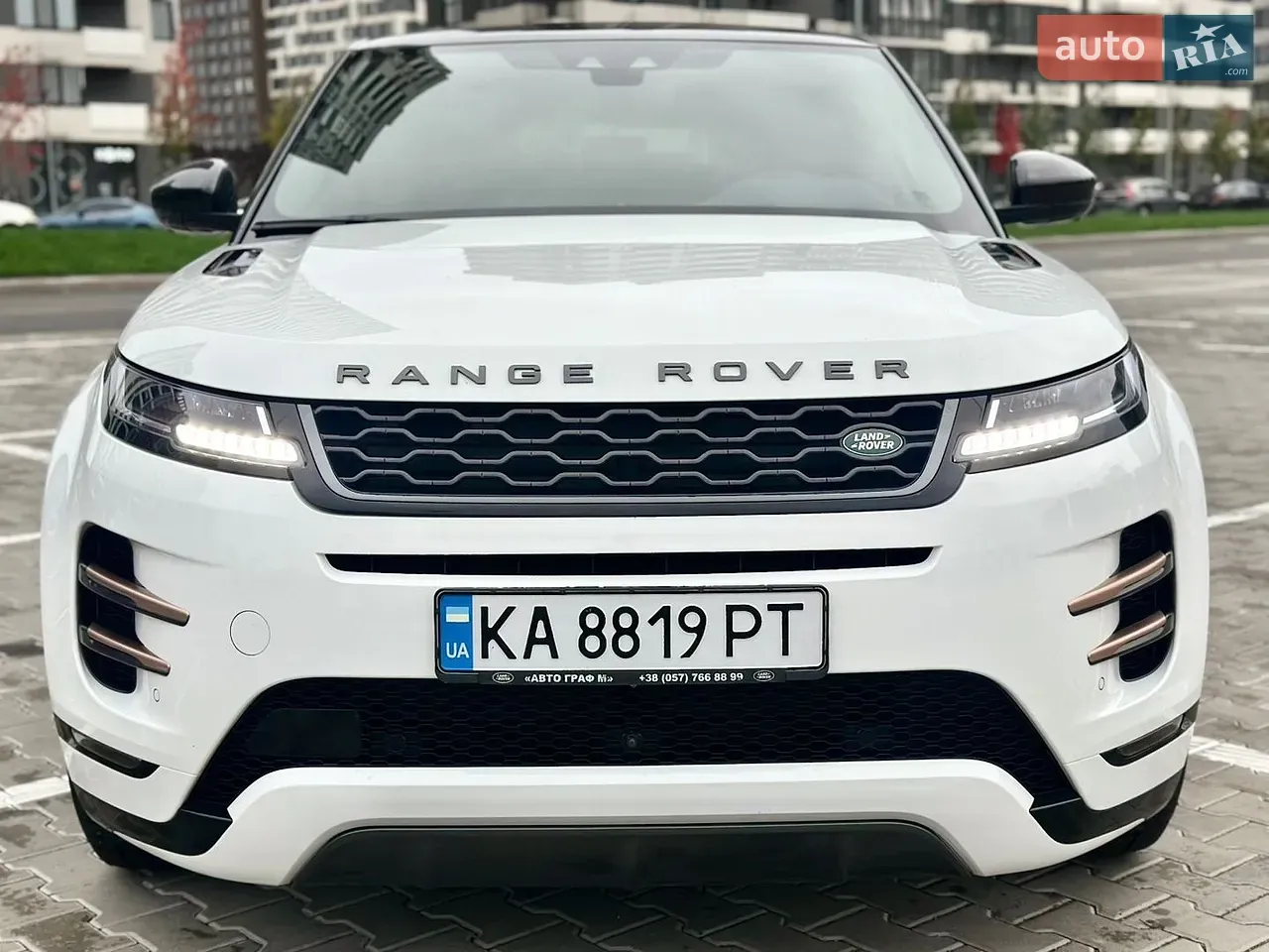 Land Rover Range Rover Evoque 2019 photo 2