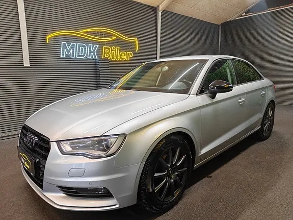 Audi A3 2015 photo 2