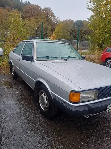 Audi 80