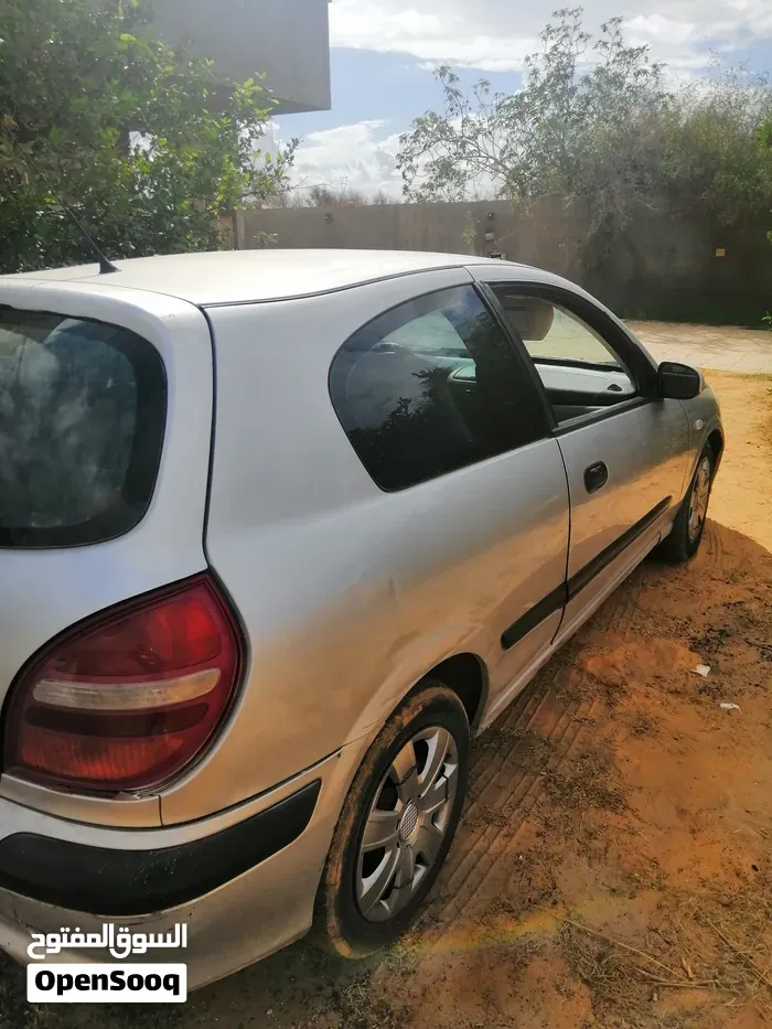 Nissan Almera 2002 photo 4
