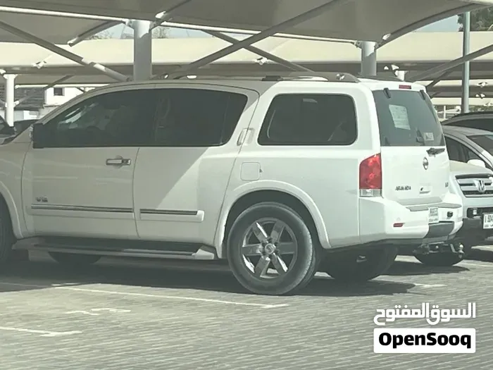Nissan Armada 2011 photo 3