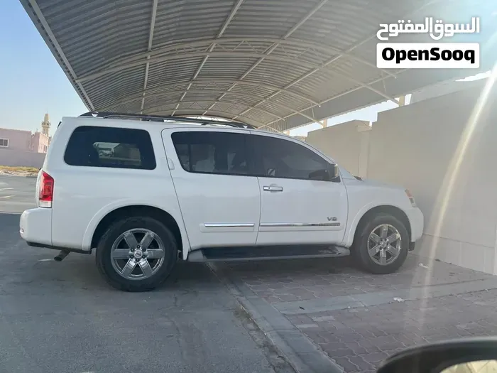 Nissan Armada 2011 photo 2