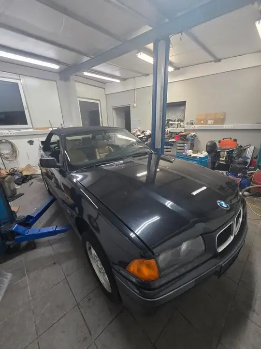 BMW 318I Cabrio