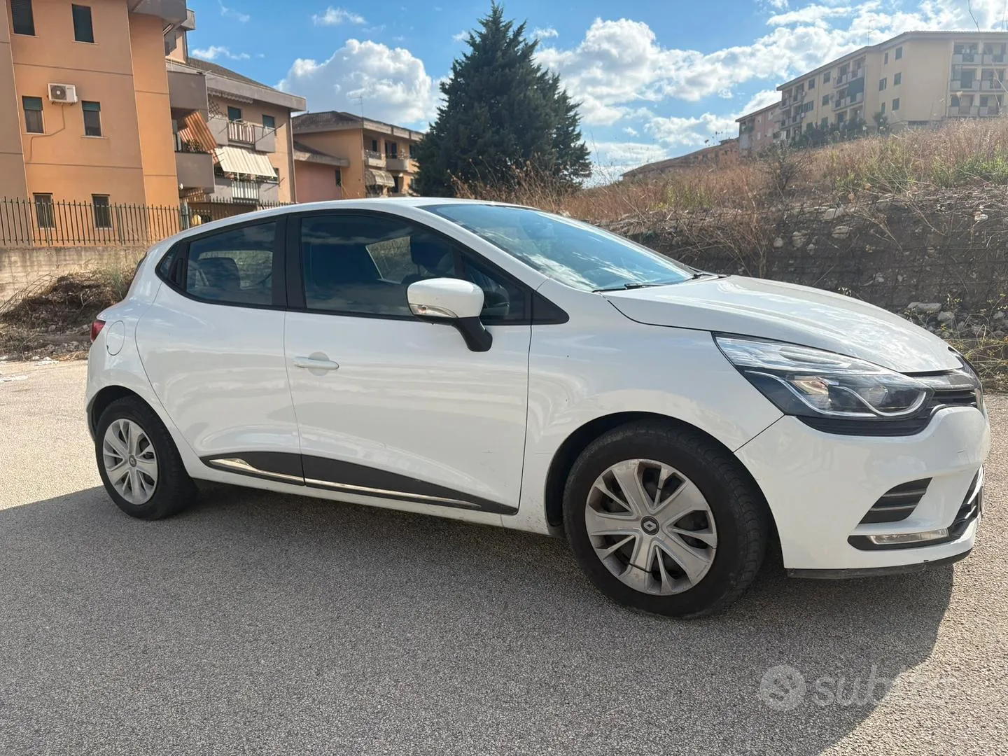 Renault Clio 2019 photo 3