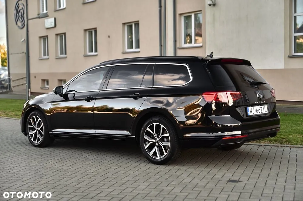 Volkswagen Passat 2023 photo 4