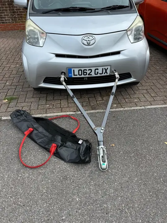 Toyota Iq 2012 photo 3