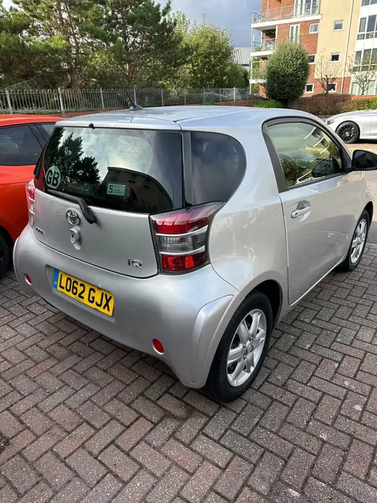 Toyota Iq