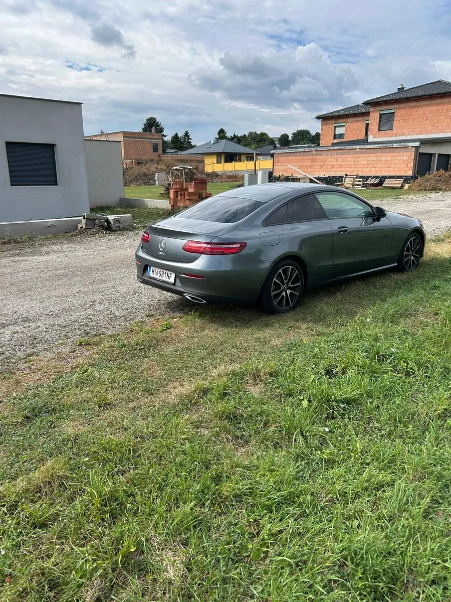 Mercedes-Benz E-Class 2018 photo 2