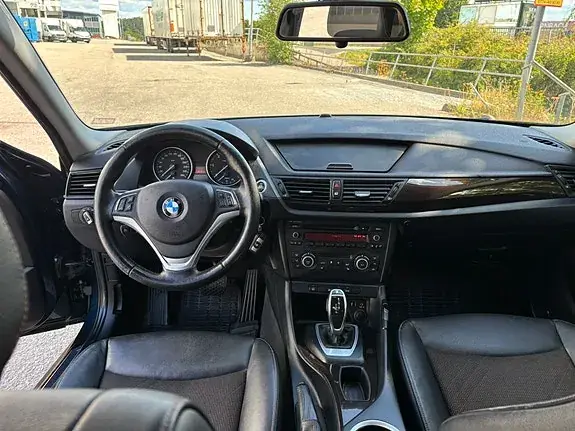 BMW X1 2014 photo 4