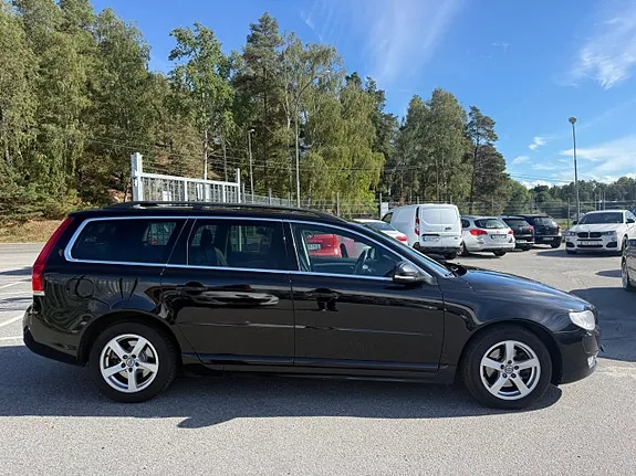 Volvo V70 2016 photo 3