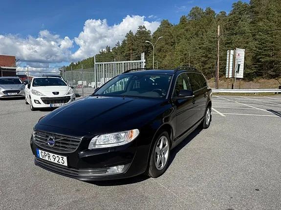 Volvo V70 2016 photo 2