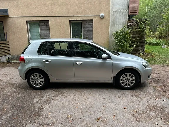 Volkswagen Golf Vi 2010 photo 3