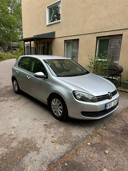 Volkswagen Golf Vi 2010 photo 2