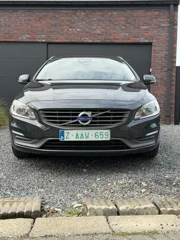 Volvo V60 2015 photo 2