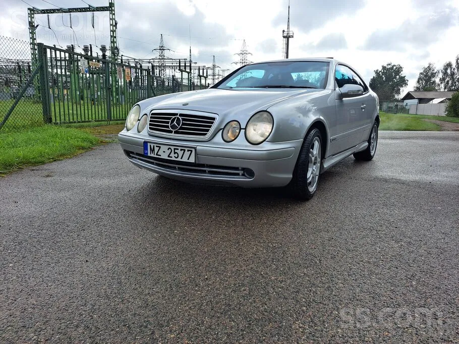Mercedes-Benz Clk320 2002 photo 3