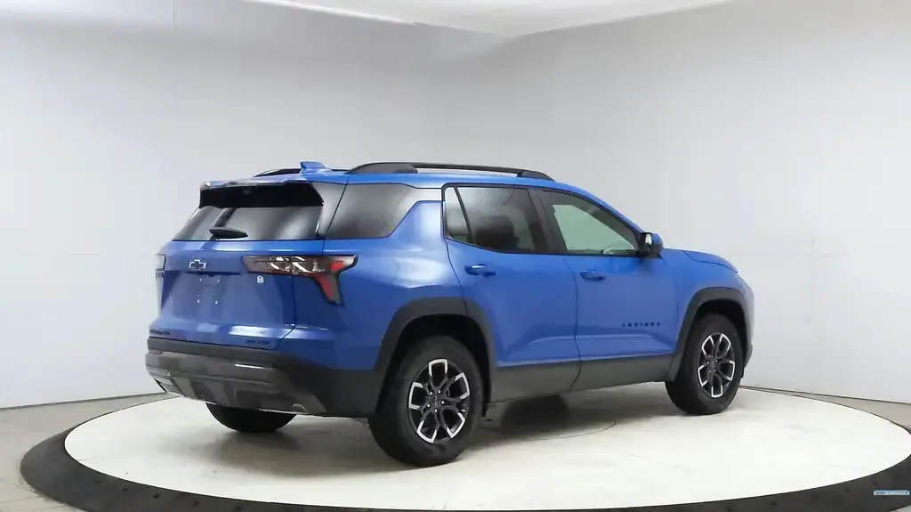 Chevrolet Equinox 2026 photo 3