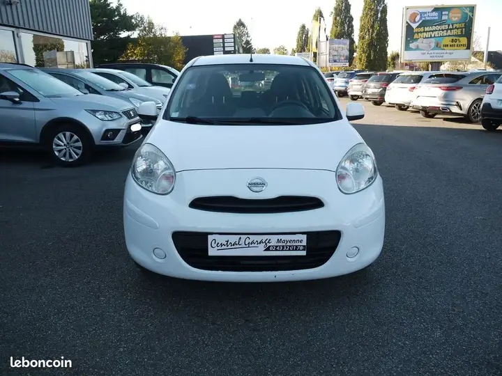 Nissan Micra 2013 photo 2