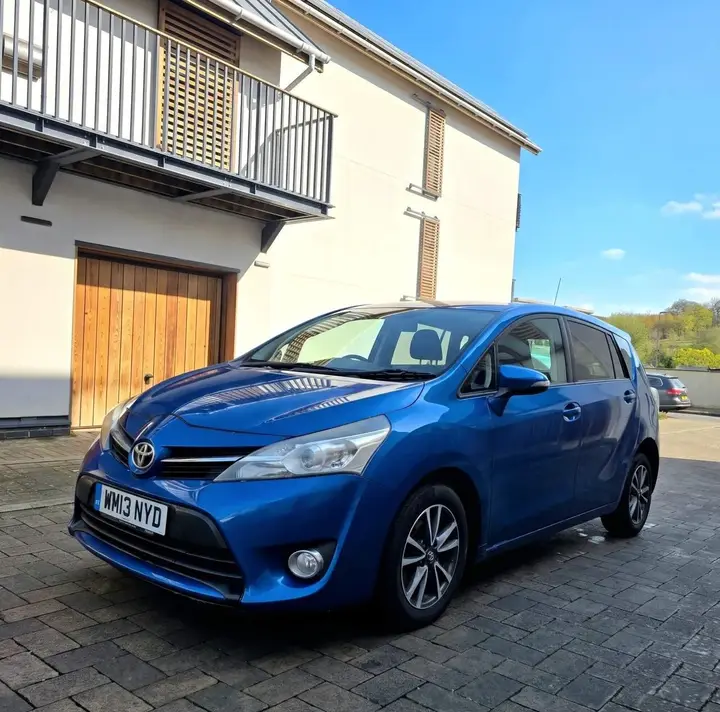Toyota Verso 2013 photo 5