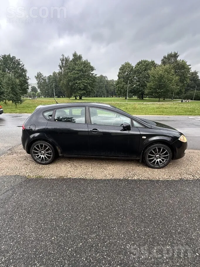 Seat Leon 2008 photo 4