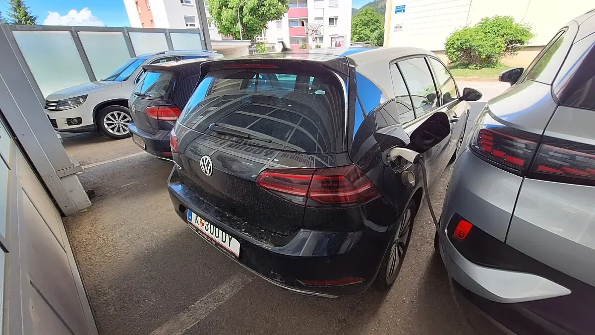 Volkswagen Golf 2018 photo 3