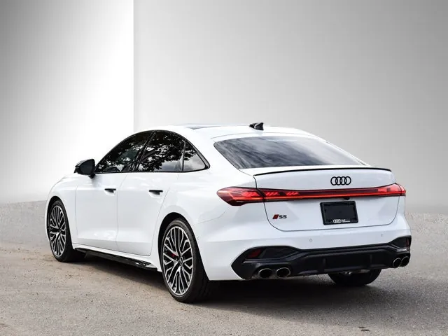 Audi S5 2025 photo 4