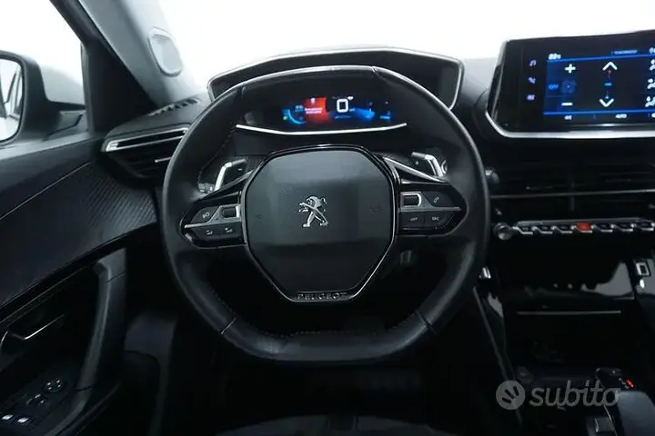 Peugeot 2008 2021 photo 4