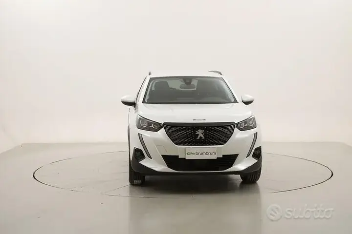 Peugeot 2008 2021 photo 2