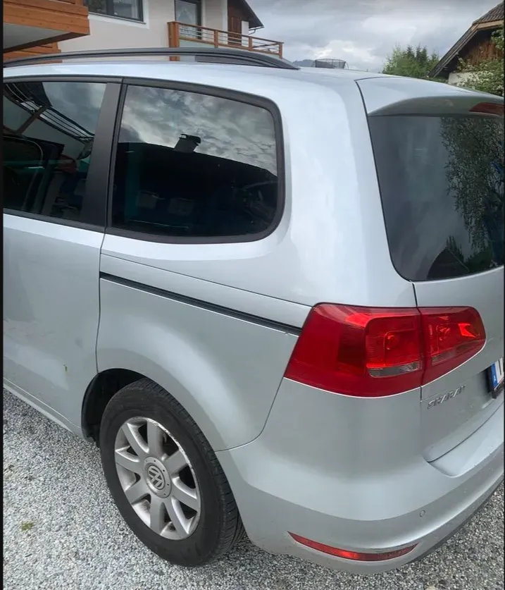 Volkswagen Sharan 2013 photo 2