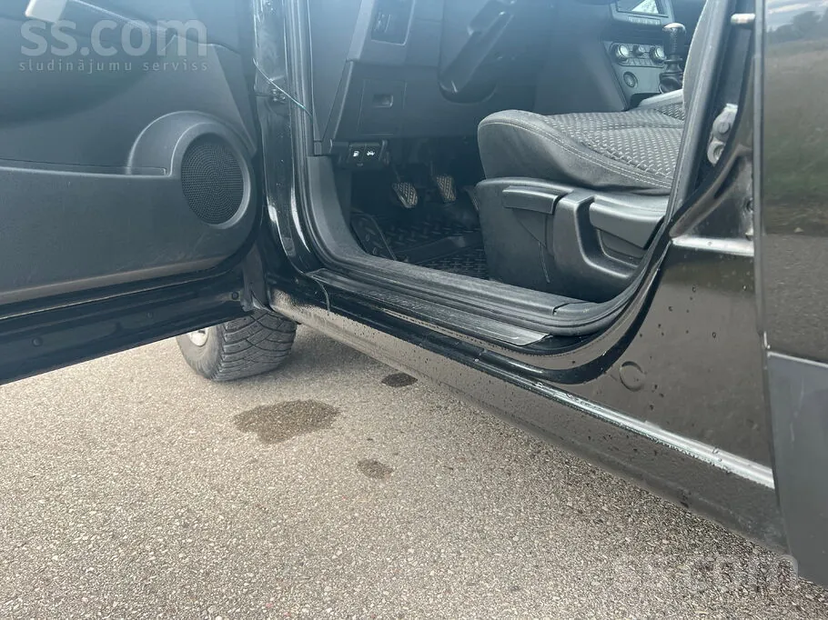 Nissan Qashqai 2008 photo 4