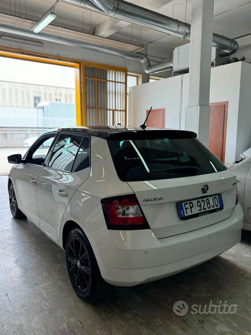 Skoda Fabia 2018 photo 5