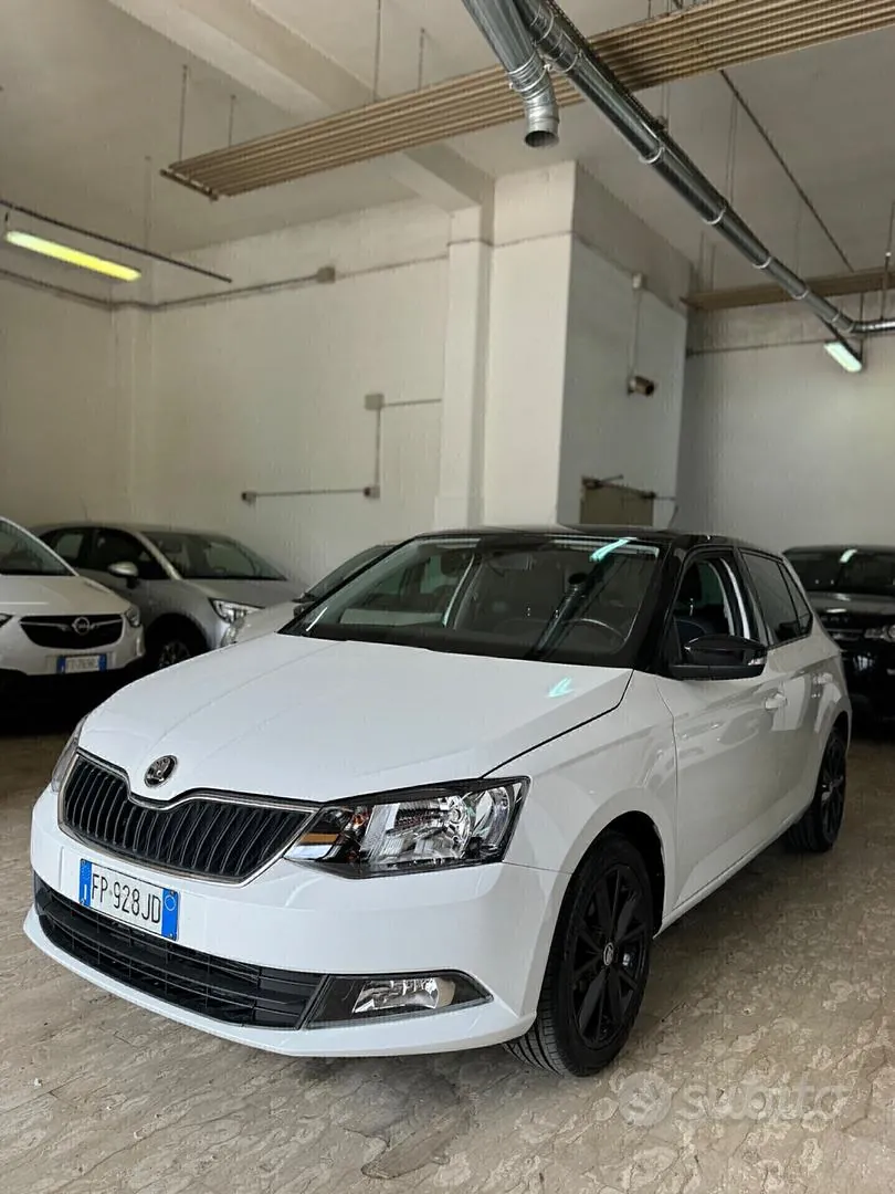 Skoda Fabia 2018 photo 2