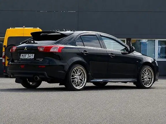 Mitsubishi Lancer 2011 photo 5