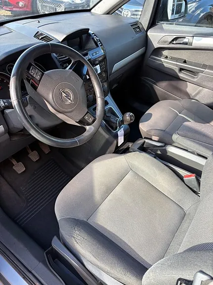 Opel Zafira 2011 photo 5