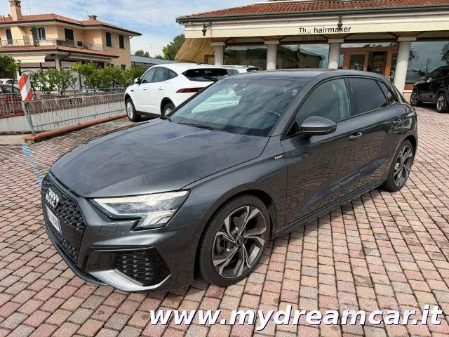 Audi A3 2022 photo 2