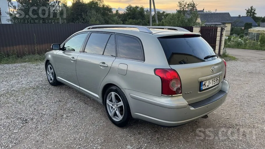 Toyota Avensis 2006 photo 3