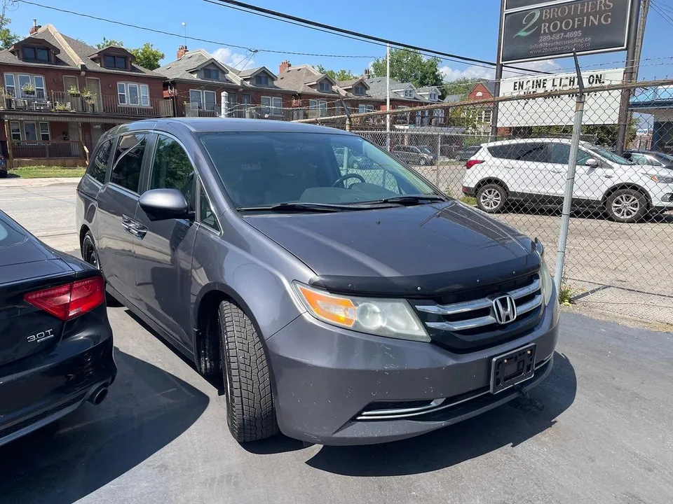 Honda Odyssey 2014 photo 3