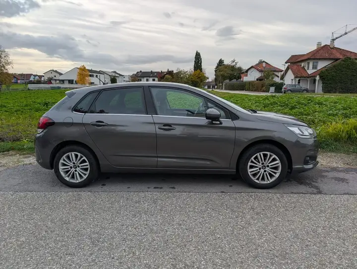 Citroen C4 2018 photo 3