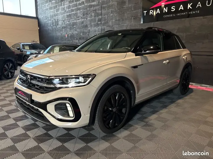 Volkswagen T-Roc 2023 photo 2