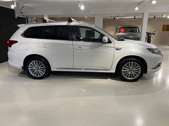 Mitsubishi Outlander 2019 photo 4