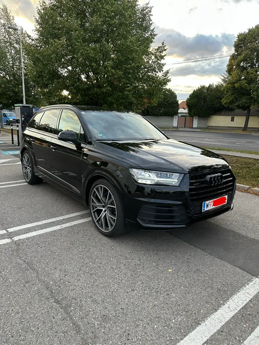 Audi Q7 2016 photo 3